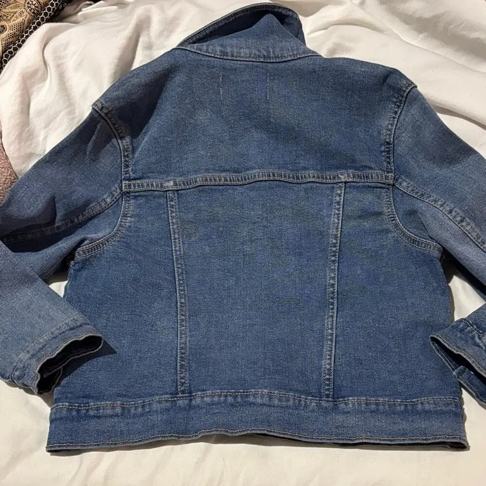 Old Navy M 8 Classic Blue Jean Jacket cotton spandex shaped fit NWT